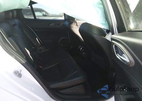 2022 Alfa Romeo Giulia Ti Awd z USA, uszkodzony, nr VIN ZARFANBN0N7653140